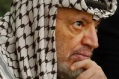 De sa tombe, Yasser Arafat alias Abou Ammar hante  