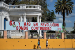 Cuba fête 60 ans de révolution empêtrée dans des difficultés