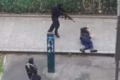Terrifiante frappe terroriste à Paris, 12 morts