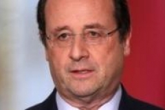 La chute de Compaoré peut servir de leçon dit Hollande 