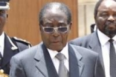 Mugabe limoge la vice-présidente zimbabwéenne